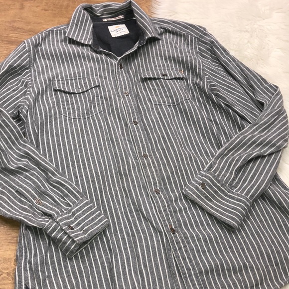 Tommy Bahama Other - Tommy Bahamas large striped long sleeve shirt